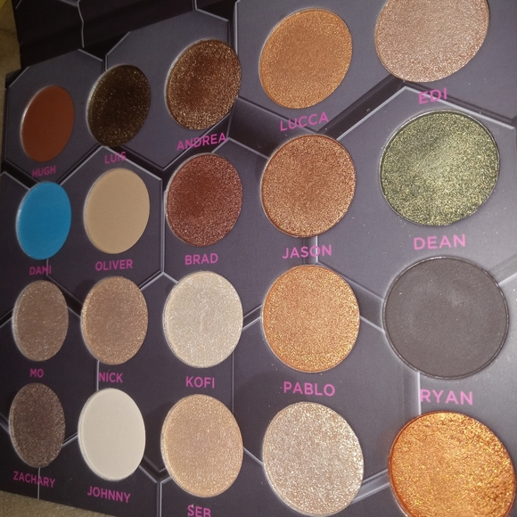 Barbarella Eyeshadow Pallete - Picture 3 of 6